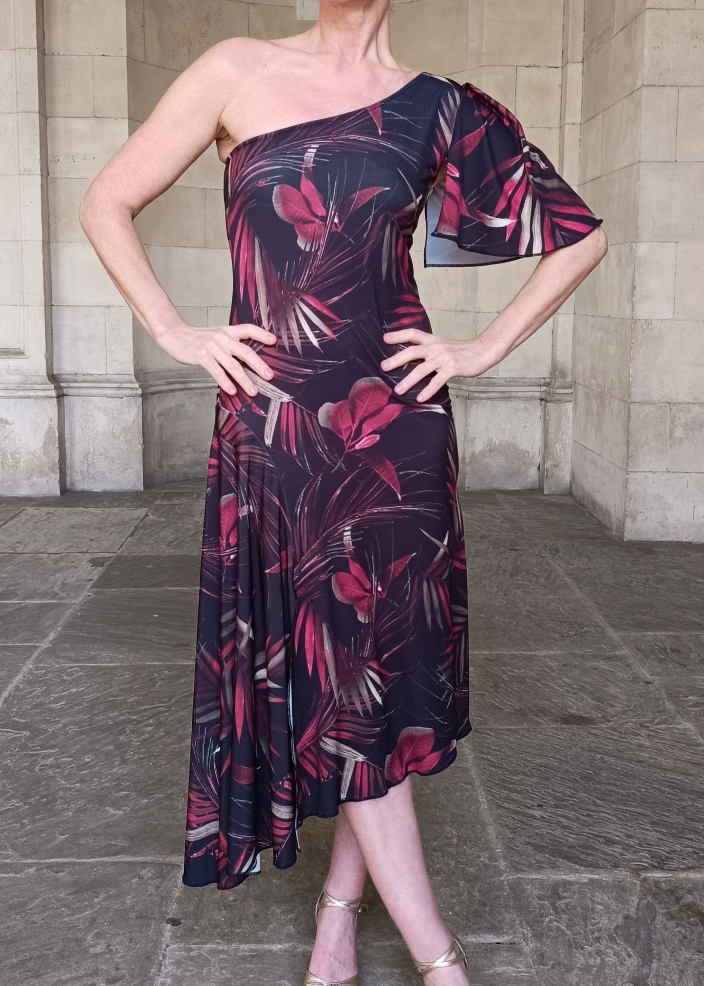 PHAEDRA One shoulder tango dress with slit