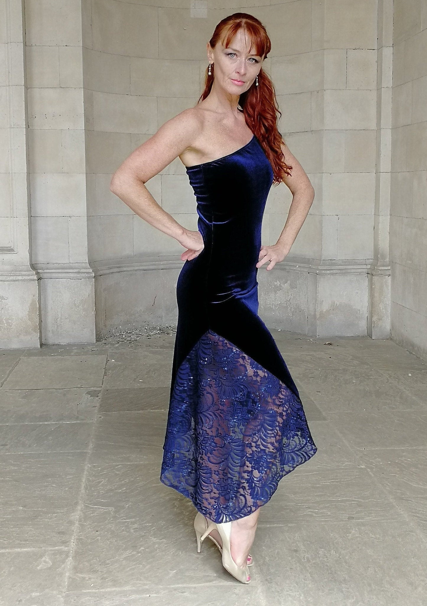 ISADORA One shoulder tango dress with lace