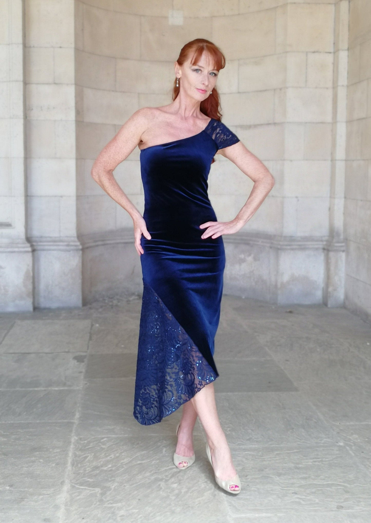 ISADORA One shoulder tango dress with lace