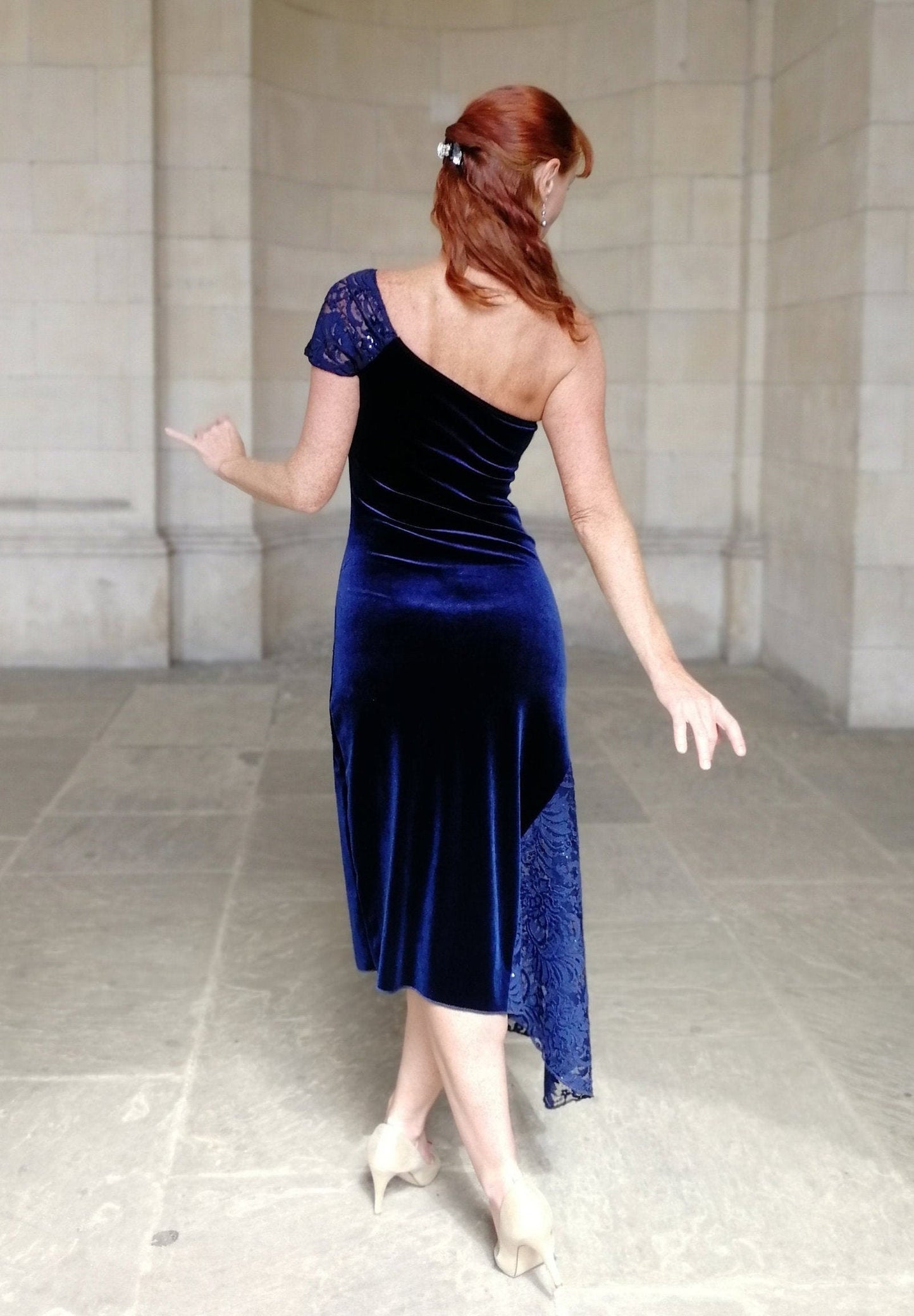 ISADORA One shoulder tango dress with lace