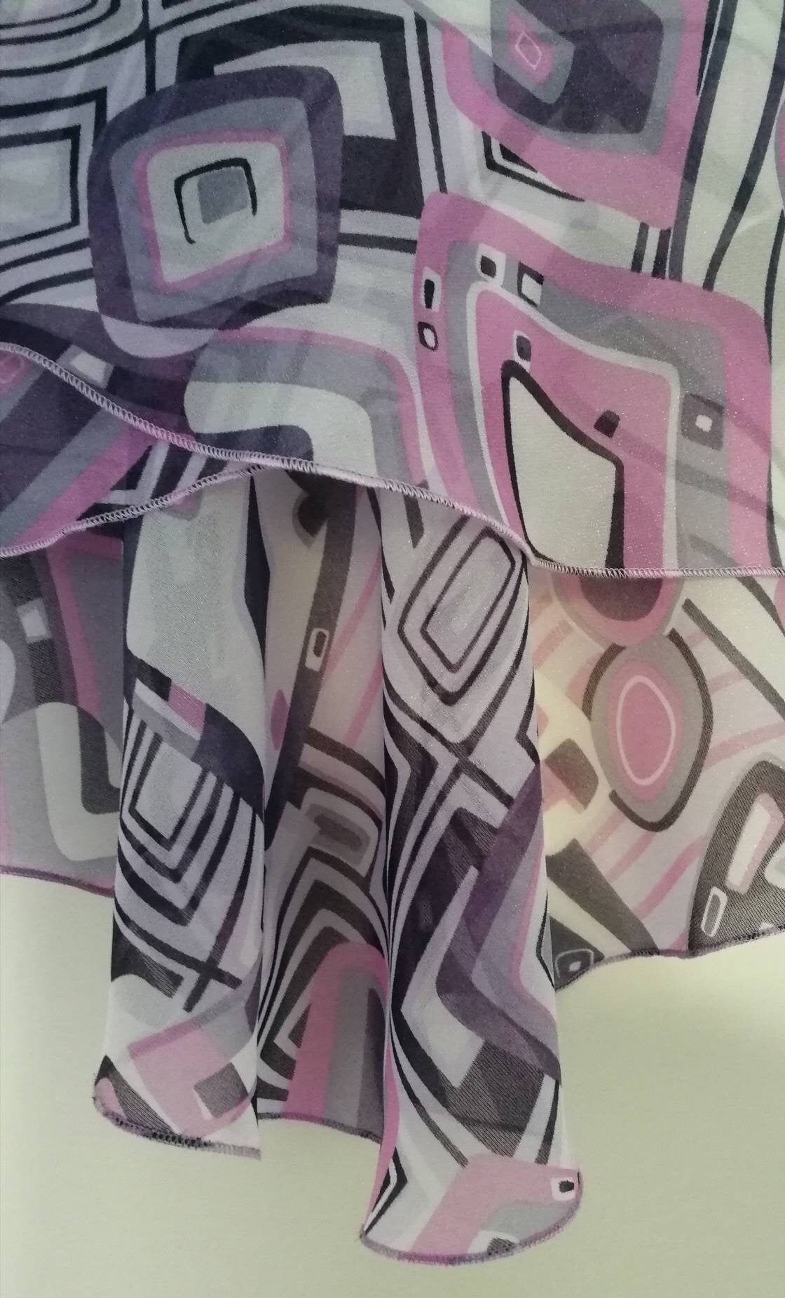 Ballet skirt: Retro pink square