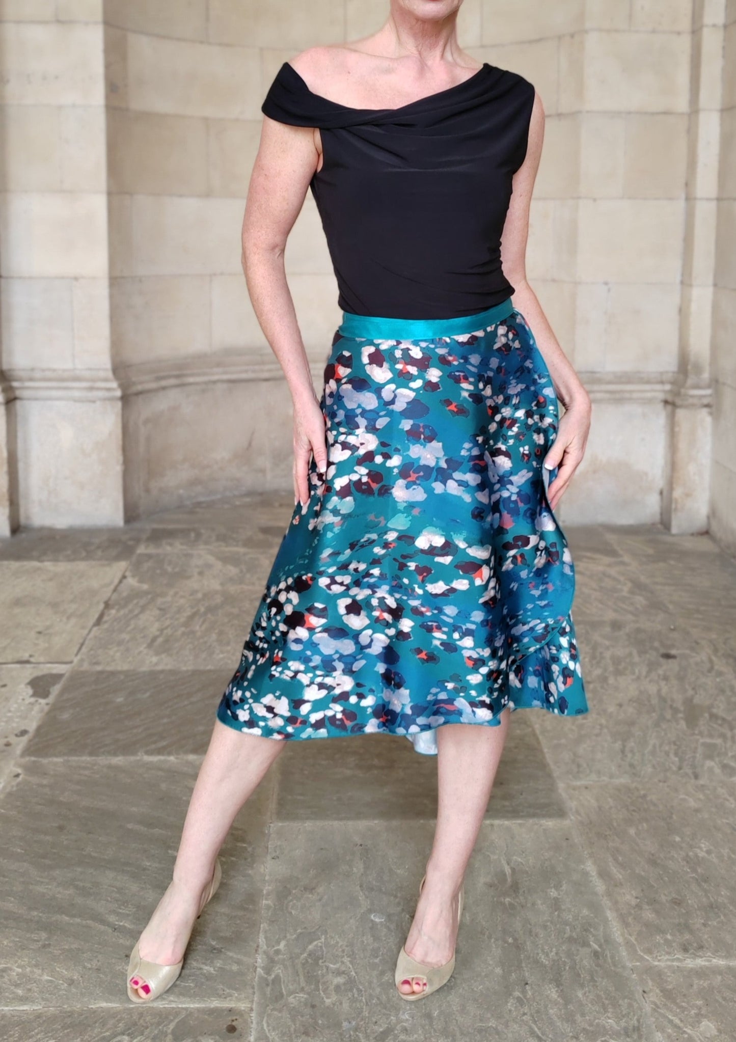 SATIN WRAP skirt