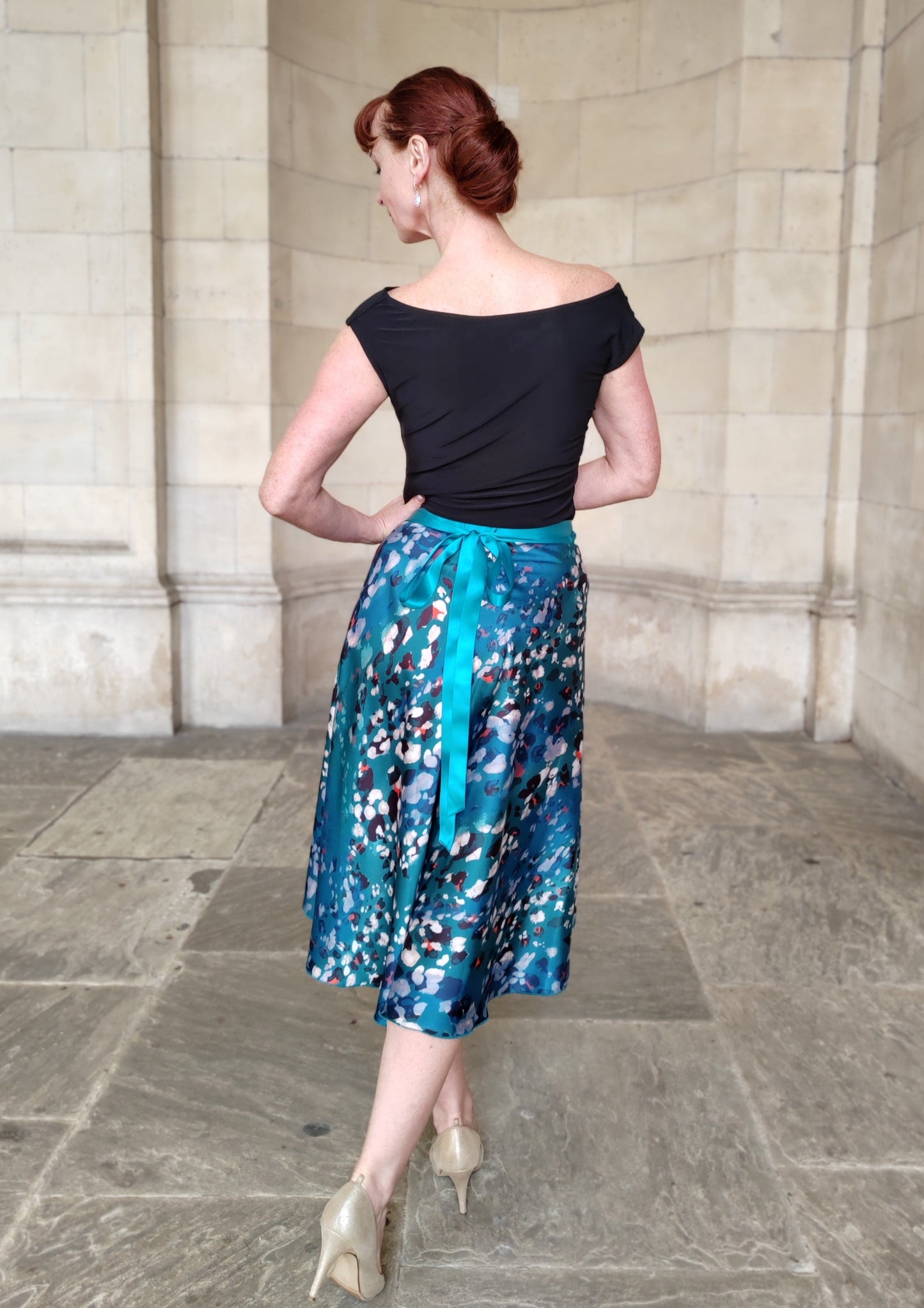 SATIN WRAP skirt