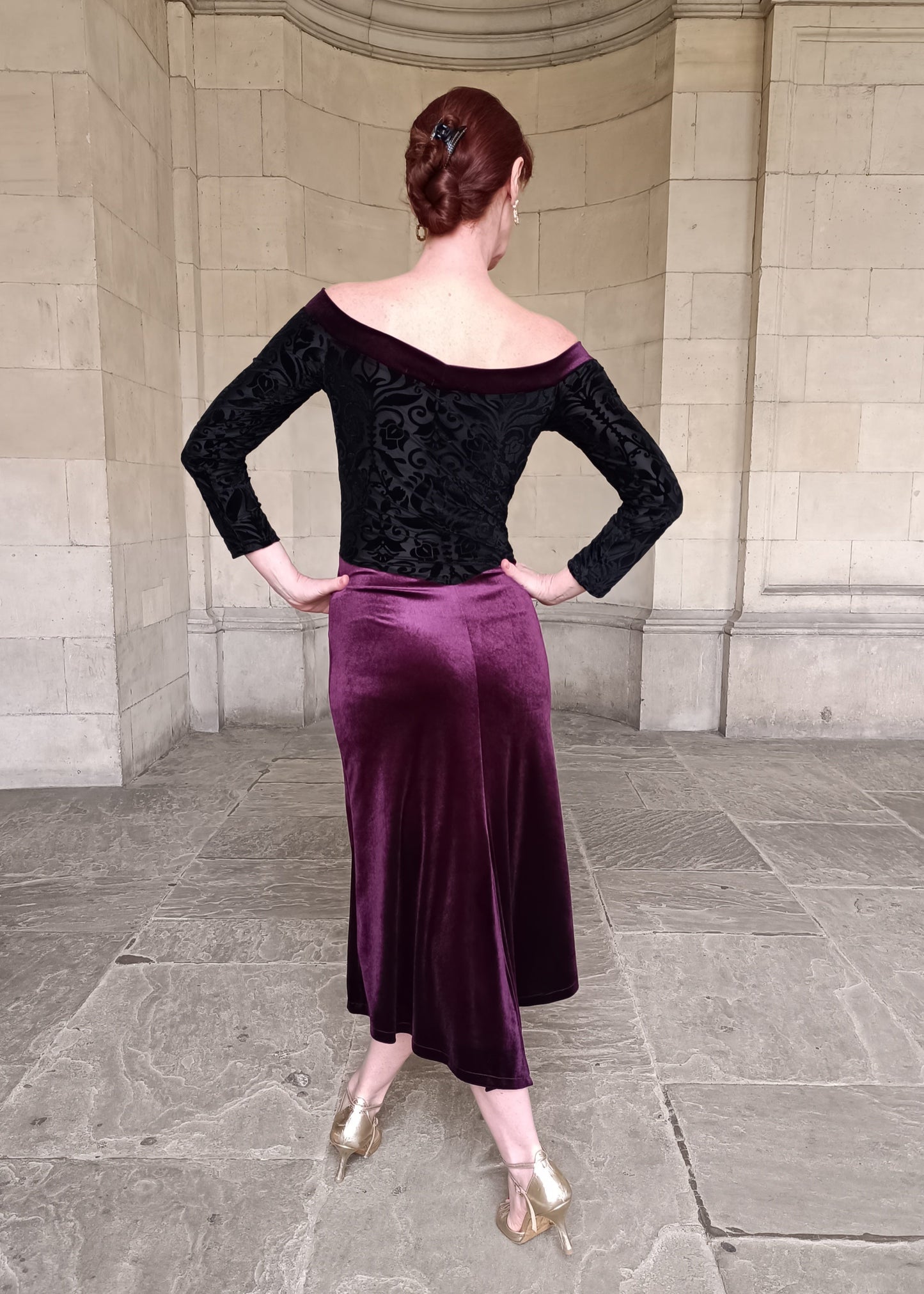 PALOMA Velvet dress with sleeves