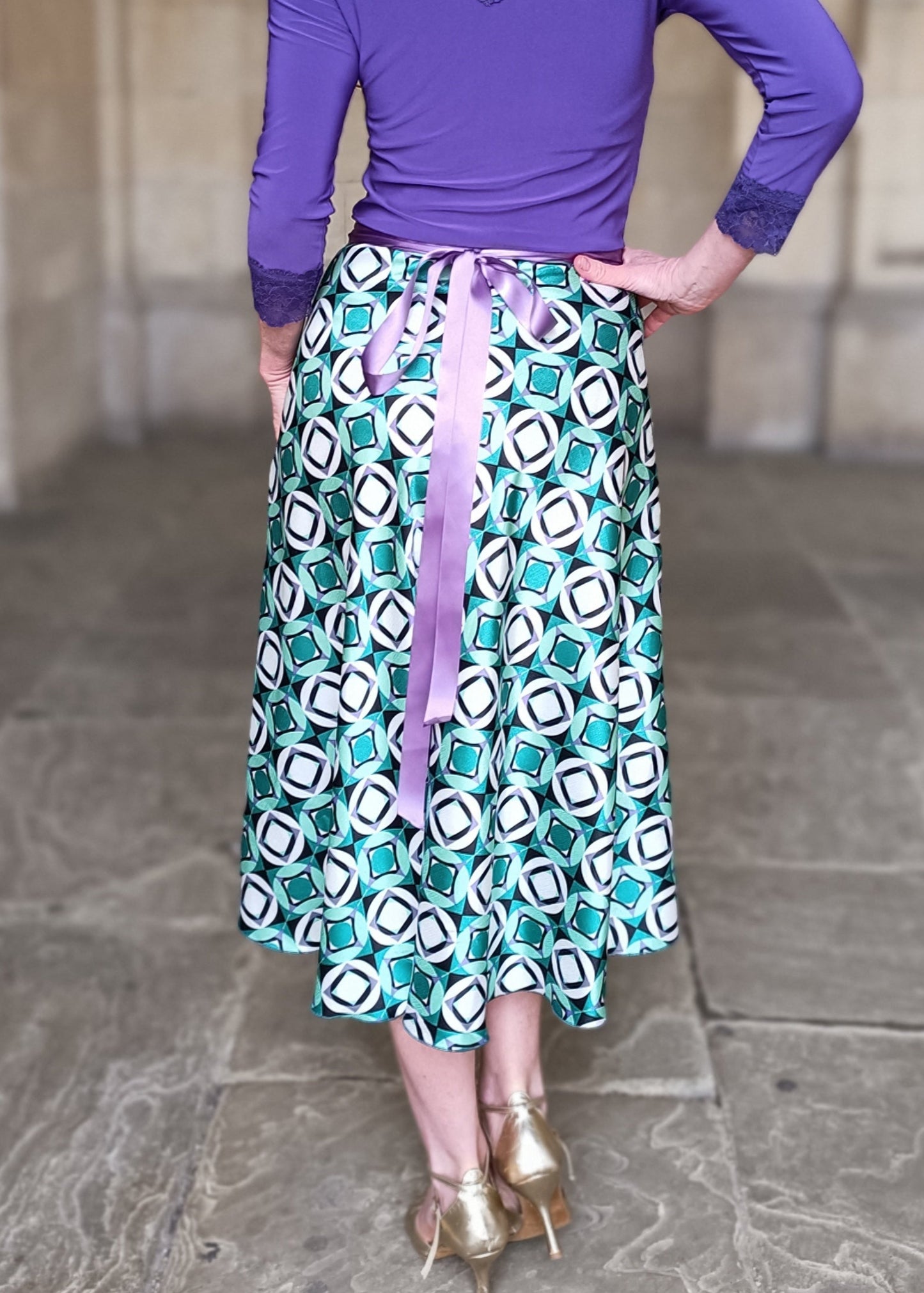 SATIN WRAP skirt