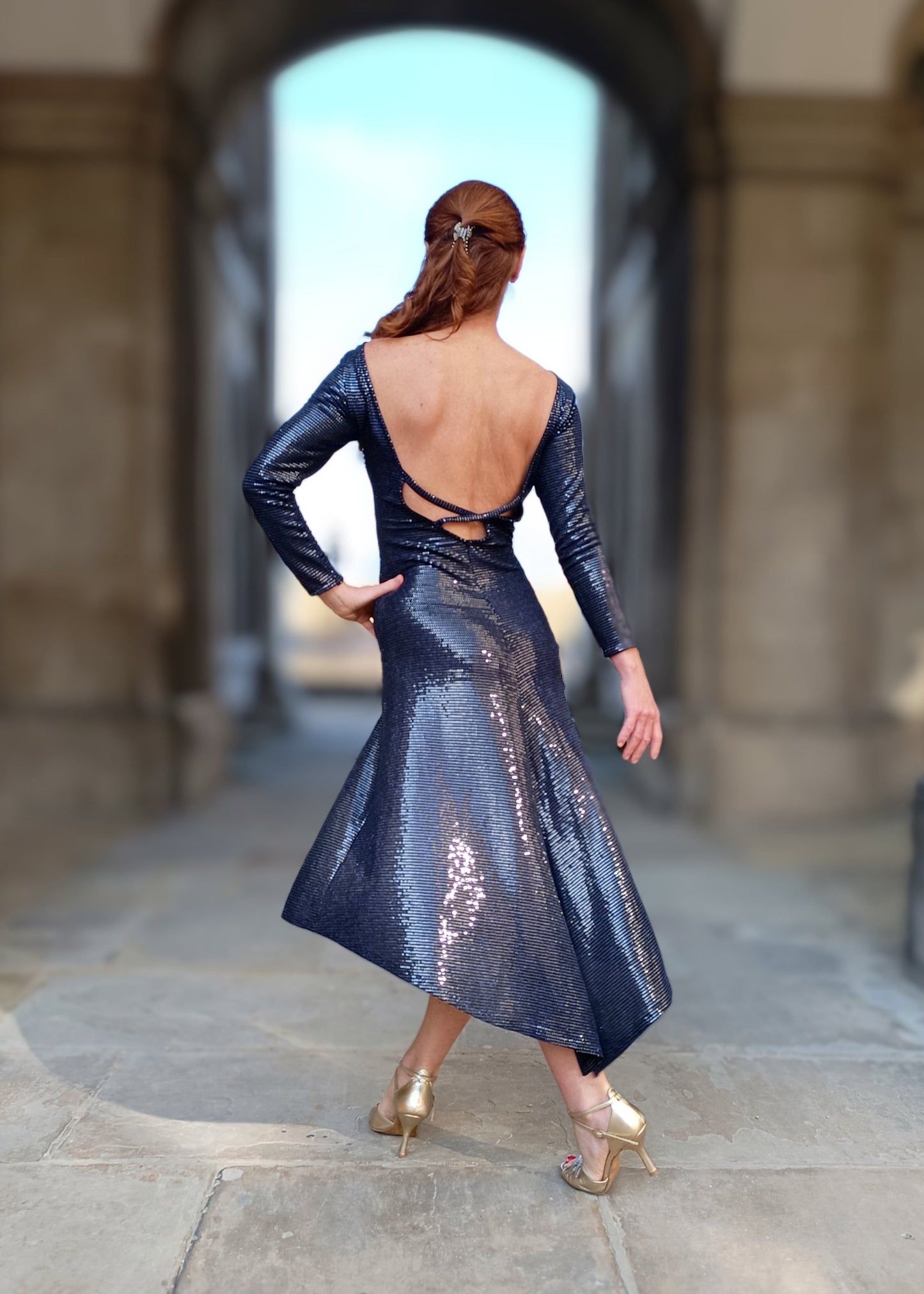 WILHELMINA Lurex Performance dress