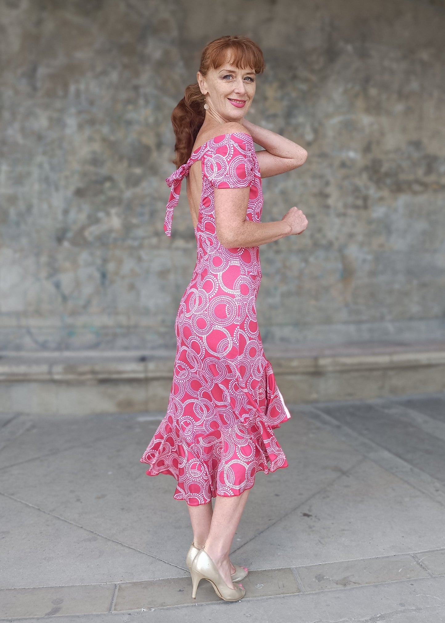 FLORINDA FRILL Tango dress with short sleeves