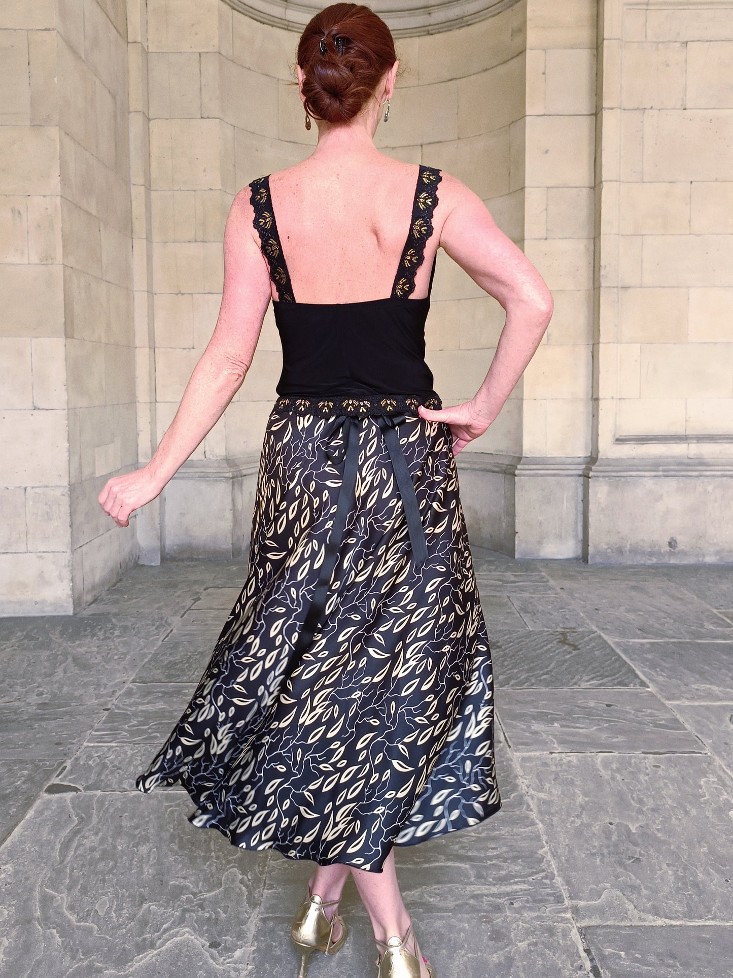 SATIN WRAP skirt