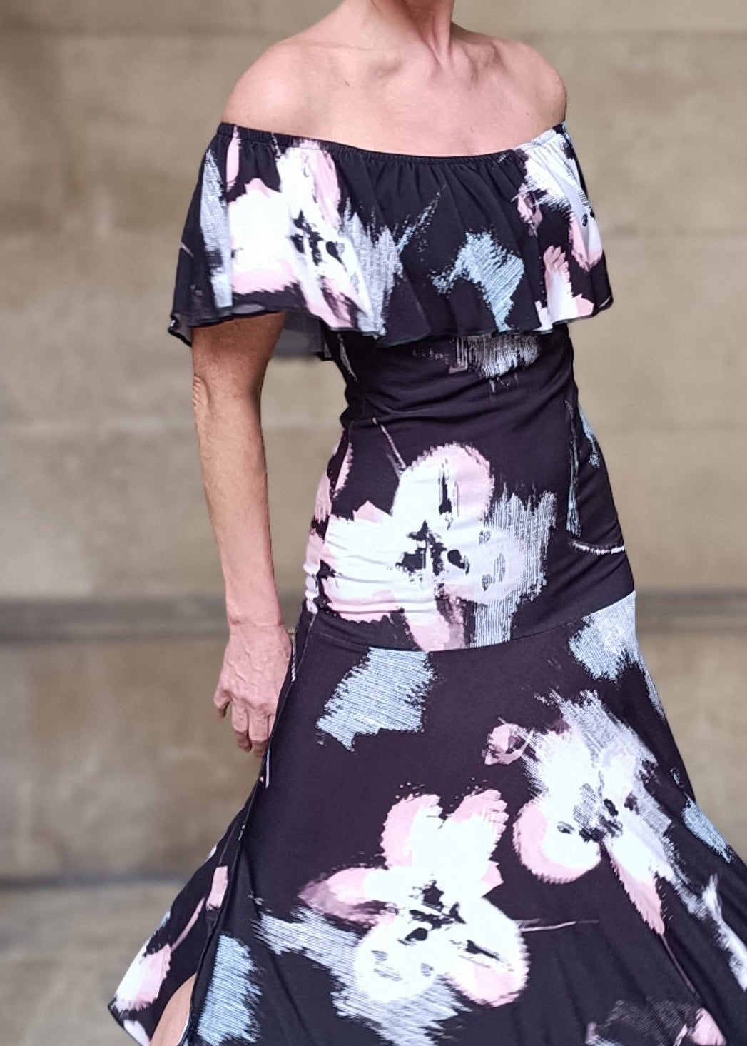 FERNANDA Frill & Flair dress